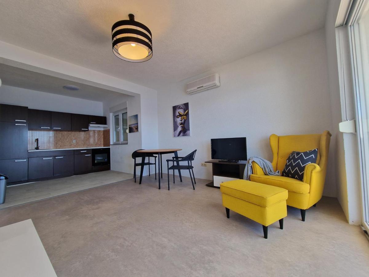 Big Panorama Villa, For 21 Person In Omis Celina Exterior foto